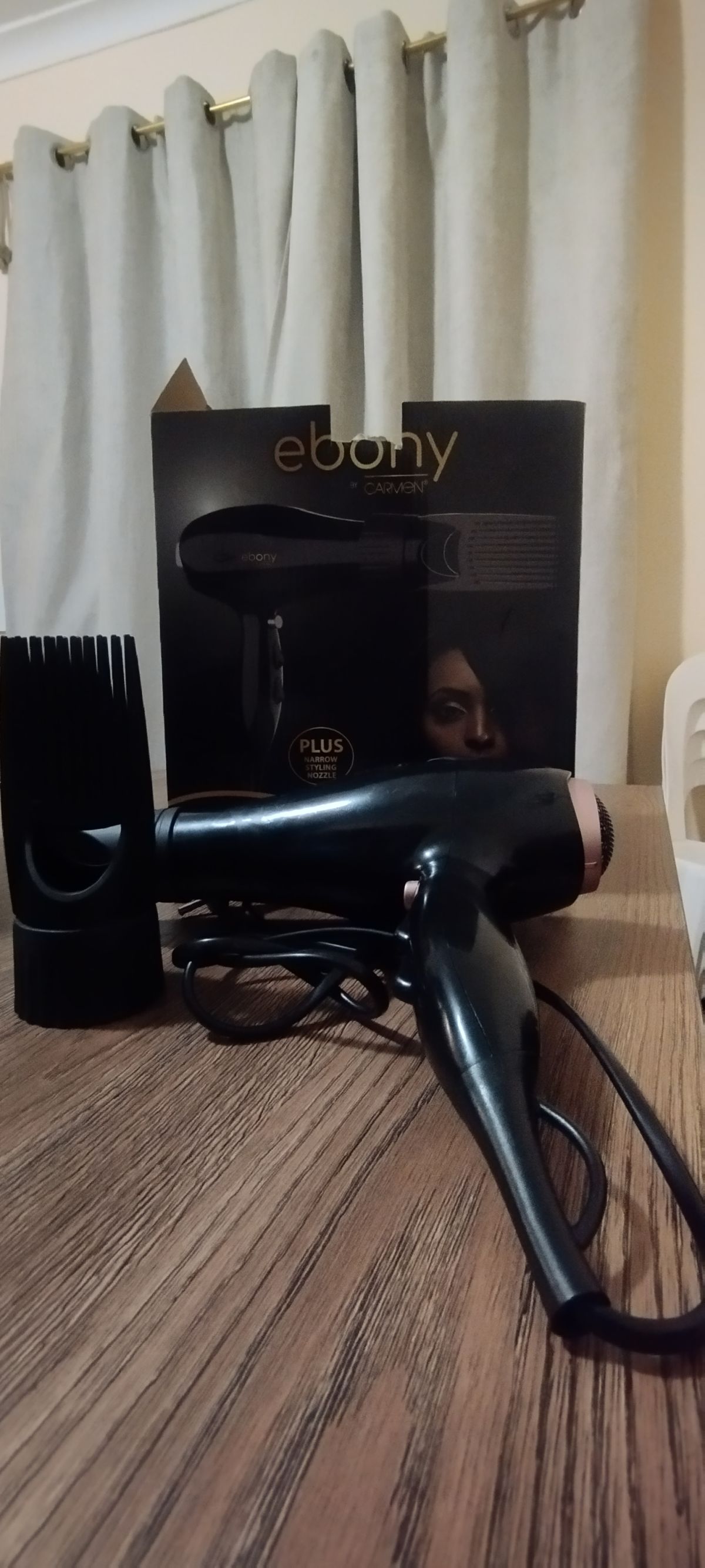 Ebony By Carmen Power Comb Hair Dryer  (2000 W, Black)