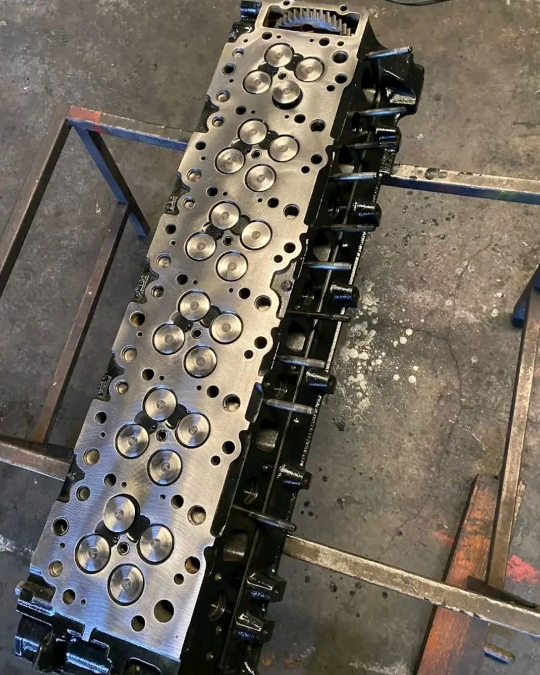RECONDITIONED PRESSURE TESTED TRUCK CYLINDER HEADS